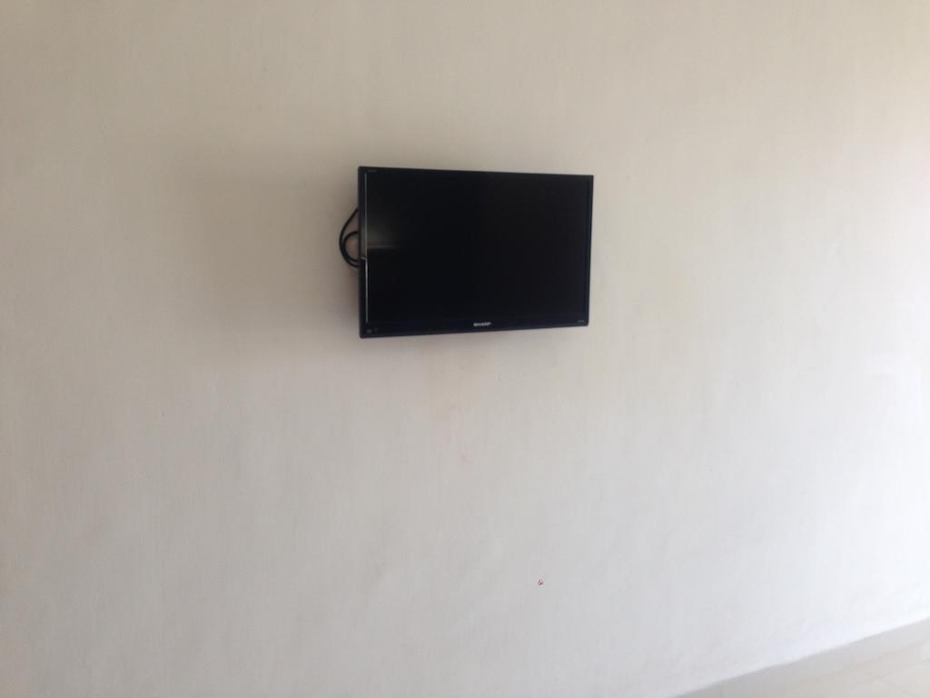 Rumah Cassa Guest House Surabaya Kamer foto